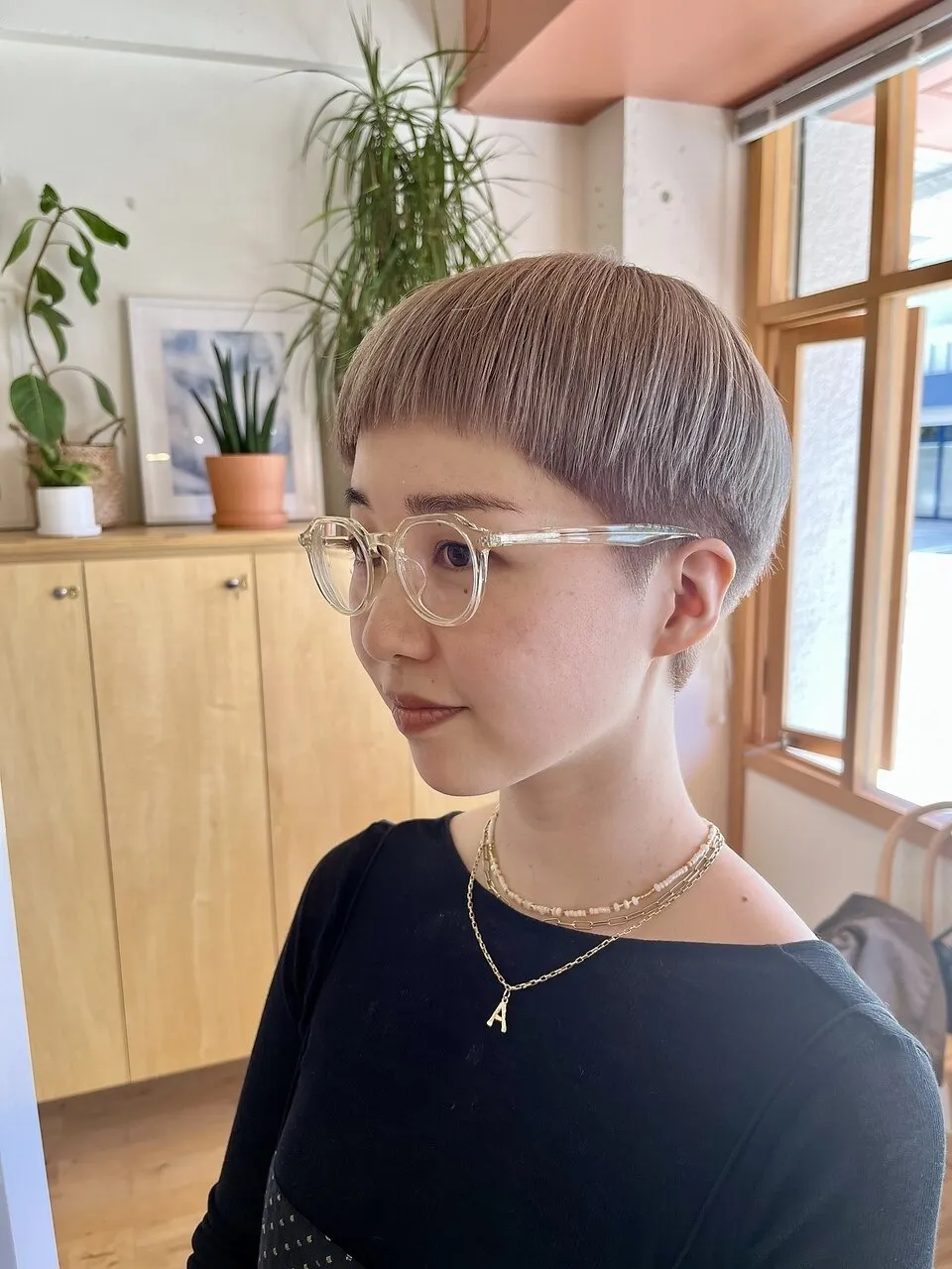 ハイトーンベリーショート